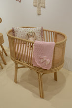 Load image into Gallery viewer, Natura Dora Rattan Bassinet