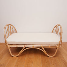 Load image into Gallery viewer, Natura Roma Rattan Kids bed or Daybed