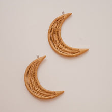 Load image into Gallery viewer, Natura Luna Rattan Wall Decor