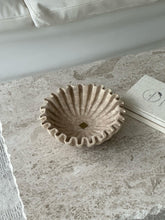 Load image into Gallery viewer, Sand&Stone Travertine Ruffle Bowl
