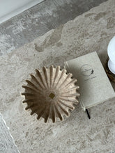 Load image into Gallery viewer, Sand&Stone Travertine Ruffle Bowl