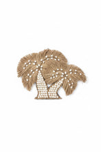 Load image into Gallery viewer, Natura Palm Raffia Shell Decor