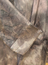 Load image into Gallery viewer, Natura Linen Dark Grey Marble Abaya