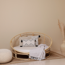 Load image into Gallery viewer, Natura Rattan Bali Lounger