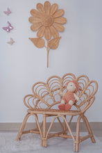 Load image into Gallery viewer, Natura Daisy Rattan Wall Décor