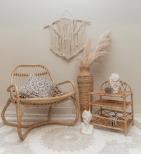 Load image into Gallery viewer, Natura Avery Side Table
