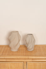 Load image into Gallery viewer, Natura Ivy Vase
