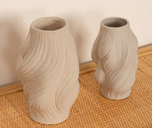 Load image into Gallery viewer, Natura Ivy Vase
