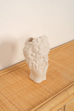 Load image into Gallery viewer, Natura Rumi Vase
