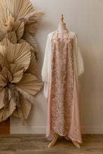 Load image into Gallery viewer, Natura Oria Embroidered Kaftan
