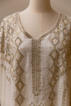 Load image into Gallery viewer, Natura Nara Embroidered Kaftan
