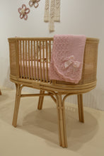 Load image into Gallery viewer, Natura Dora Rattan Bassinet
