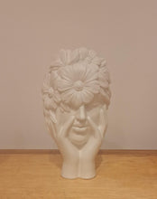 Load image into Gallery viewer, Natura Rumi Vase
