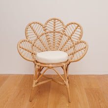 Load image into Gallery viewer, Natura Daisy Kids Rattan Chair
