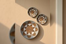 Load image into Gallery viewer, Natura Amira Wall Plate Decor
