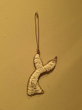 Load image into Gallery viewer, Natura Mini Shell Wall Hanging
